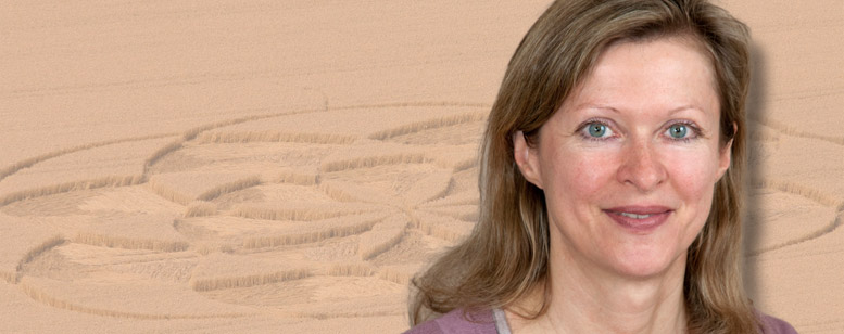 Header-Bild: der Kornkreis: Bio Dr. Birgit Jandl